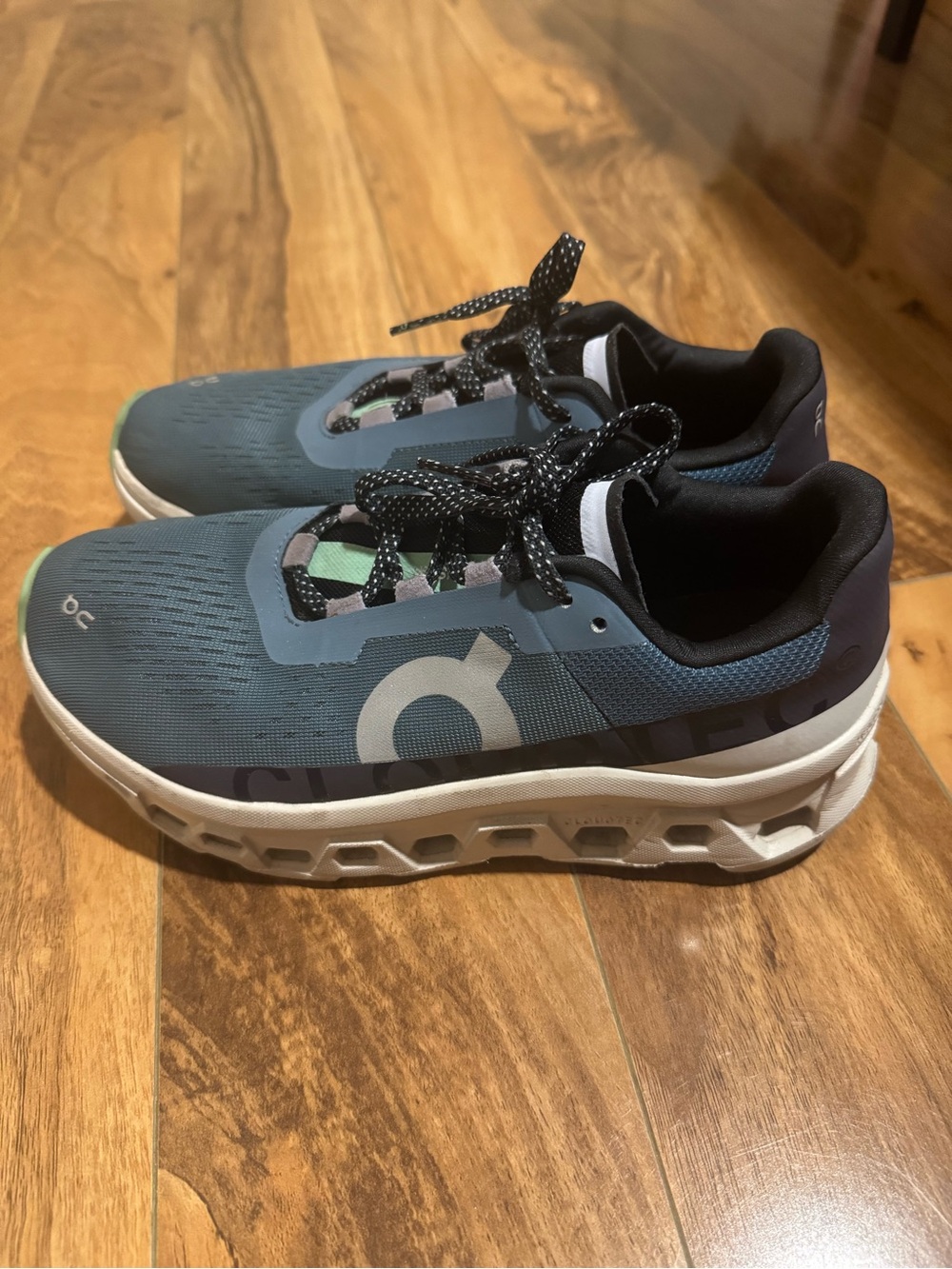 On Cloud Cloudmonster Blue White Running Sneaker Women’s 8.5
